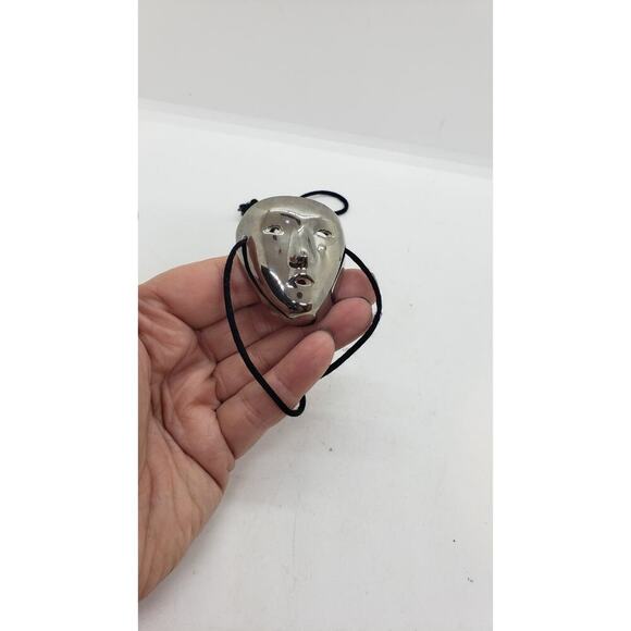 Vintage Face Mask Pendant Necklace Silver Ceramic Mardi Gras Scream Anime - Picture 6 of 9